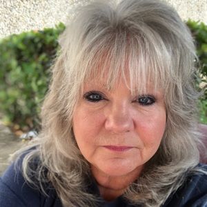 Meet your Posher, Connie